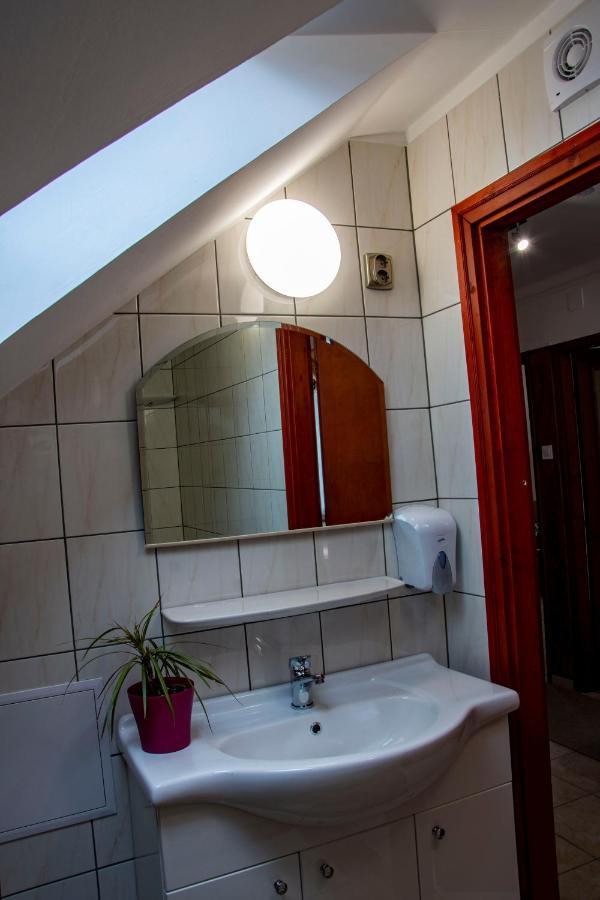 Luca Apartman Естергом Екстериор снимка